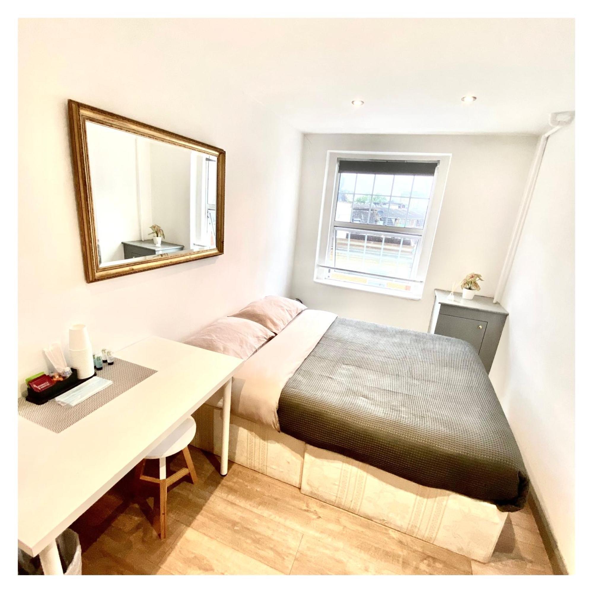 4 Bedrooms Flat In Central Londen Buitenkant foto