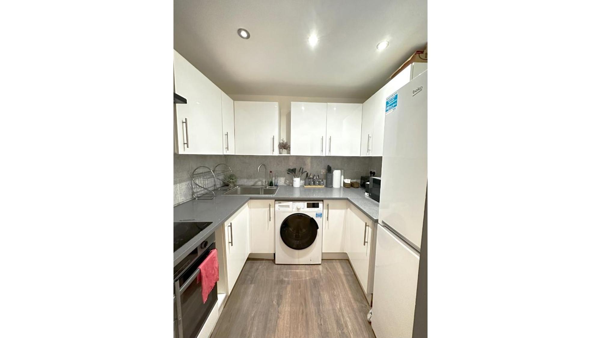 4 Bedrooms Flat In Central Londen Buitenkant foto